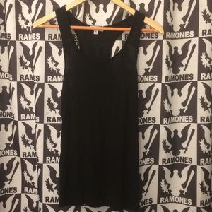 *Bundle* 5 Tank Tops